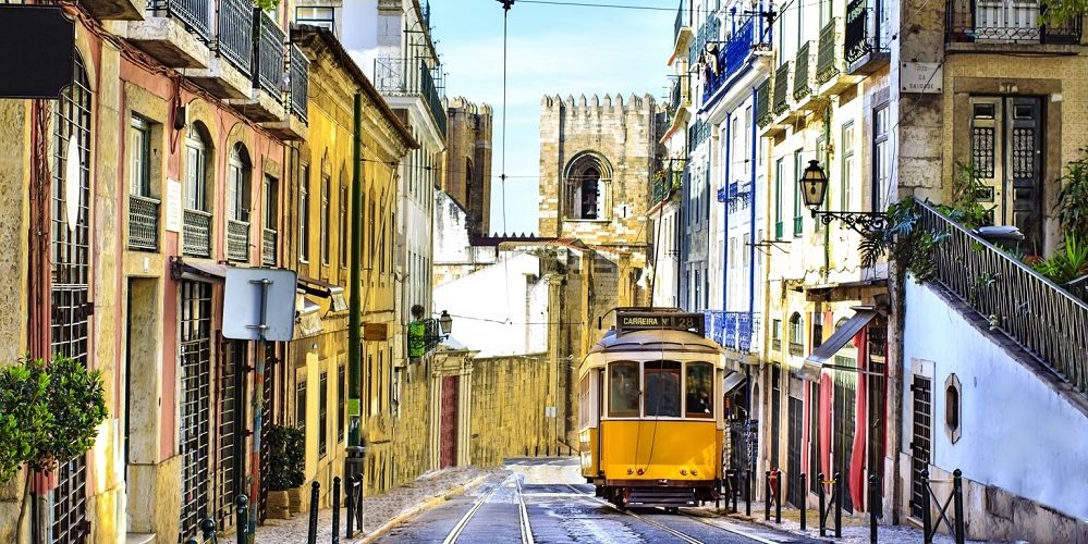 5 livres pour visiter Lisbonne