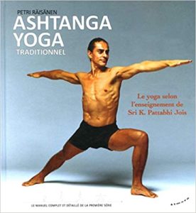 Ashtanga yoga traditionnel (Petri Raisanen)