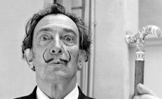 5 livres pour découvrir la vie et l’œuvre de Dalí