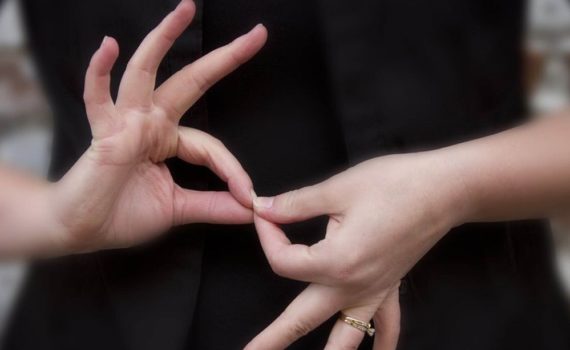 Les 5 meilleurs livres pour apprendre la langue des signes
