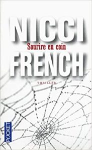 Sourire en coin Nicci French