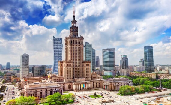 3 guides de voyage pour visiter Varsovie