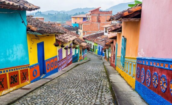 Colombie : 4 super guides pour planifier son séjour au pays du sancocho et de la bandeja paisa