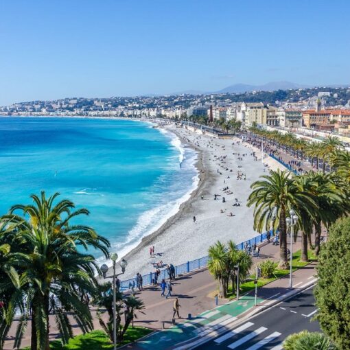 4 guides de voyage pour visiter Nice