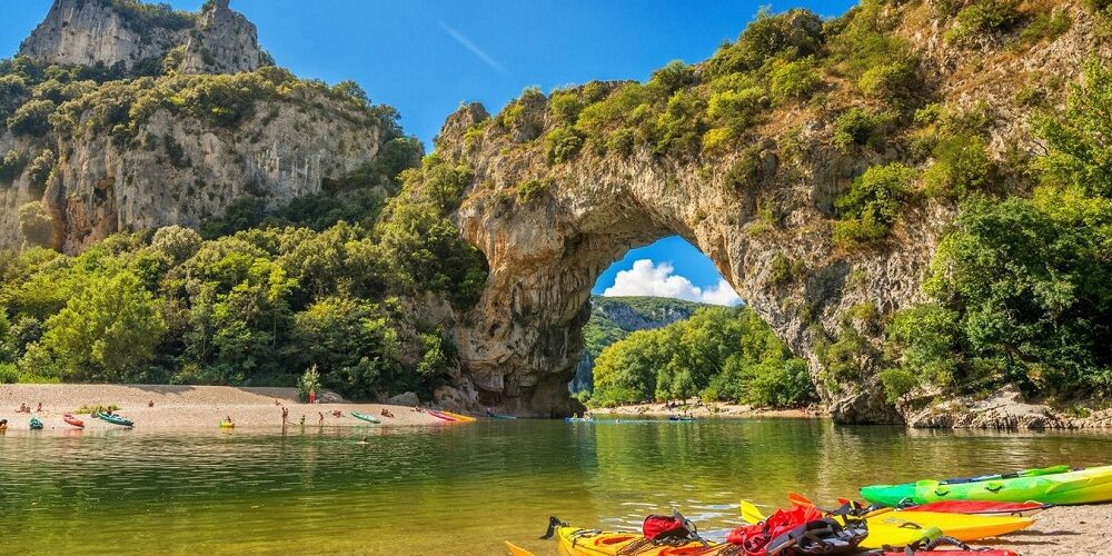 5 guides de voyage pour visiter l’Ardèche et la Drôme
