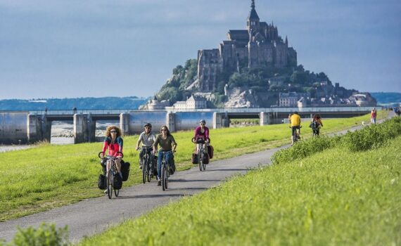 6 guides de voyage pour visiter la France à vélo
