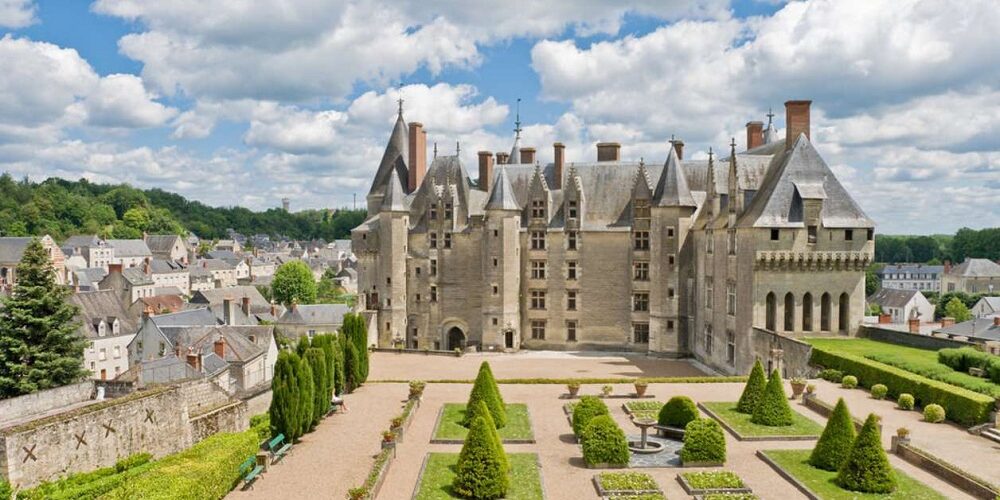 8 livres pour tout savoir sur les châteaux de la Loire