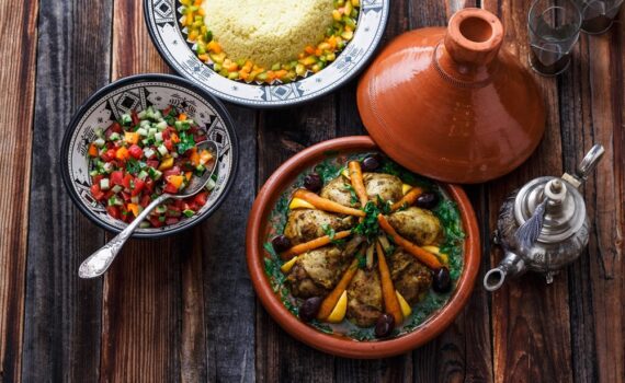 13 super livres de cuisine marocaine : des pastillas aux cornes de gazelle