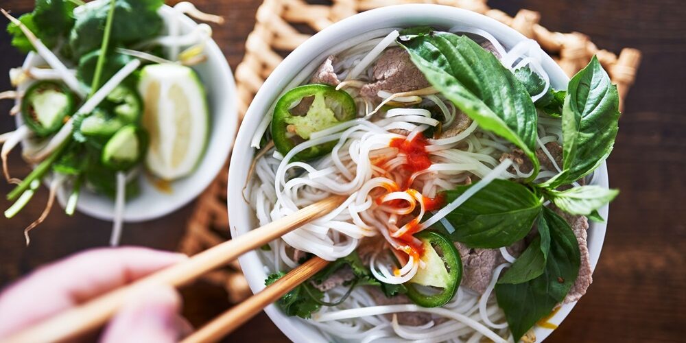 8 super livres de cuisine vietnamienne : du phô de bœuf au banh bao